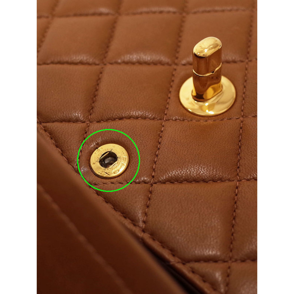 Chanel Matelasse Quilted Chain Shoulder Bag - Picture 4 of 9